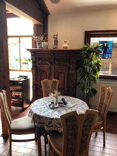 Cafe-Linum-Museumcafe-mit-historischen-moebeln-Wegberg-Beeck-02